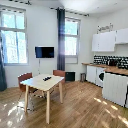 Cozy A Nansouty Διαμέρισμα *